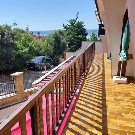 Delfin アパート *